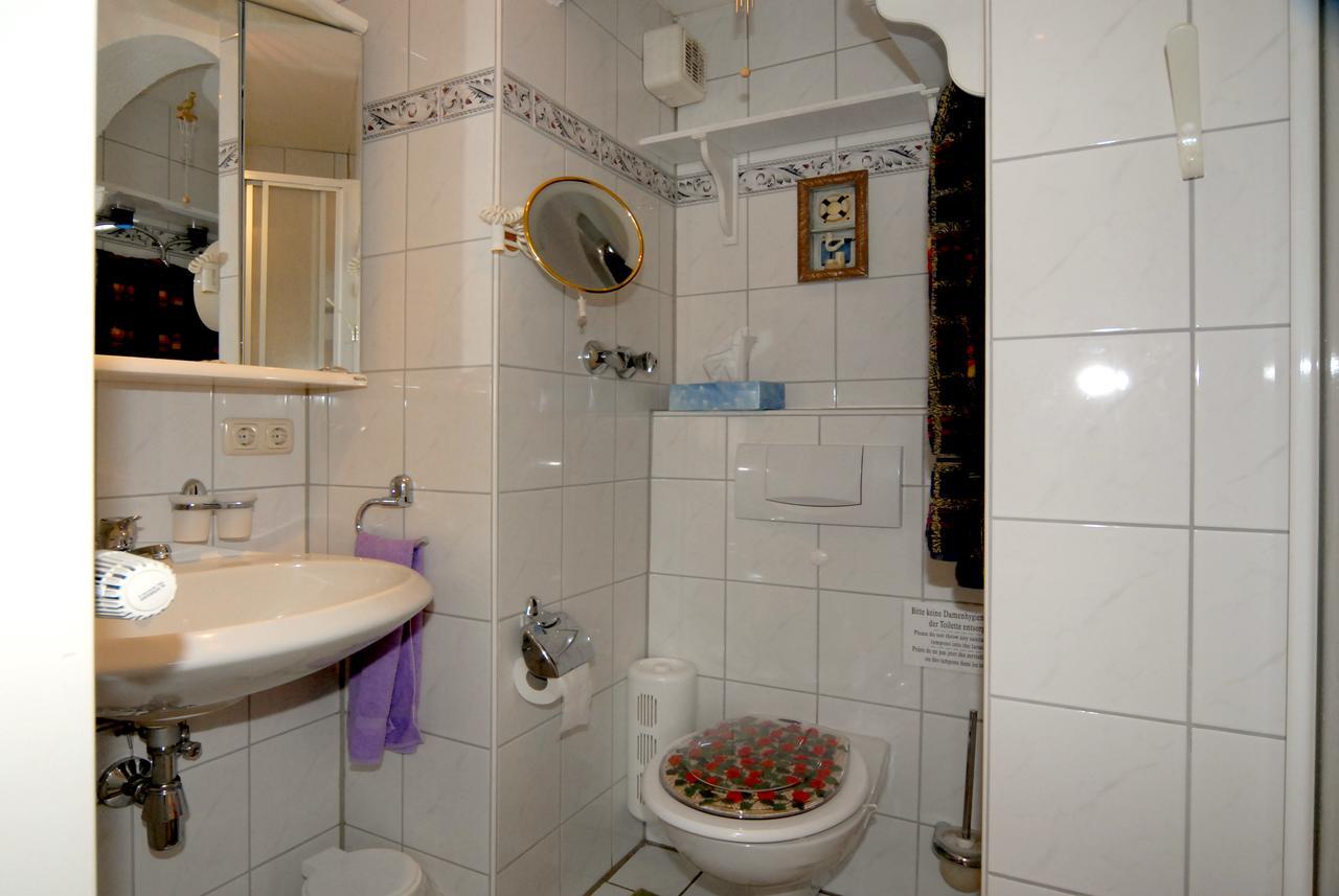 ホテル Haus Wessel ケルン エクステリア 写真