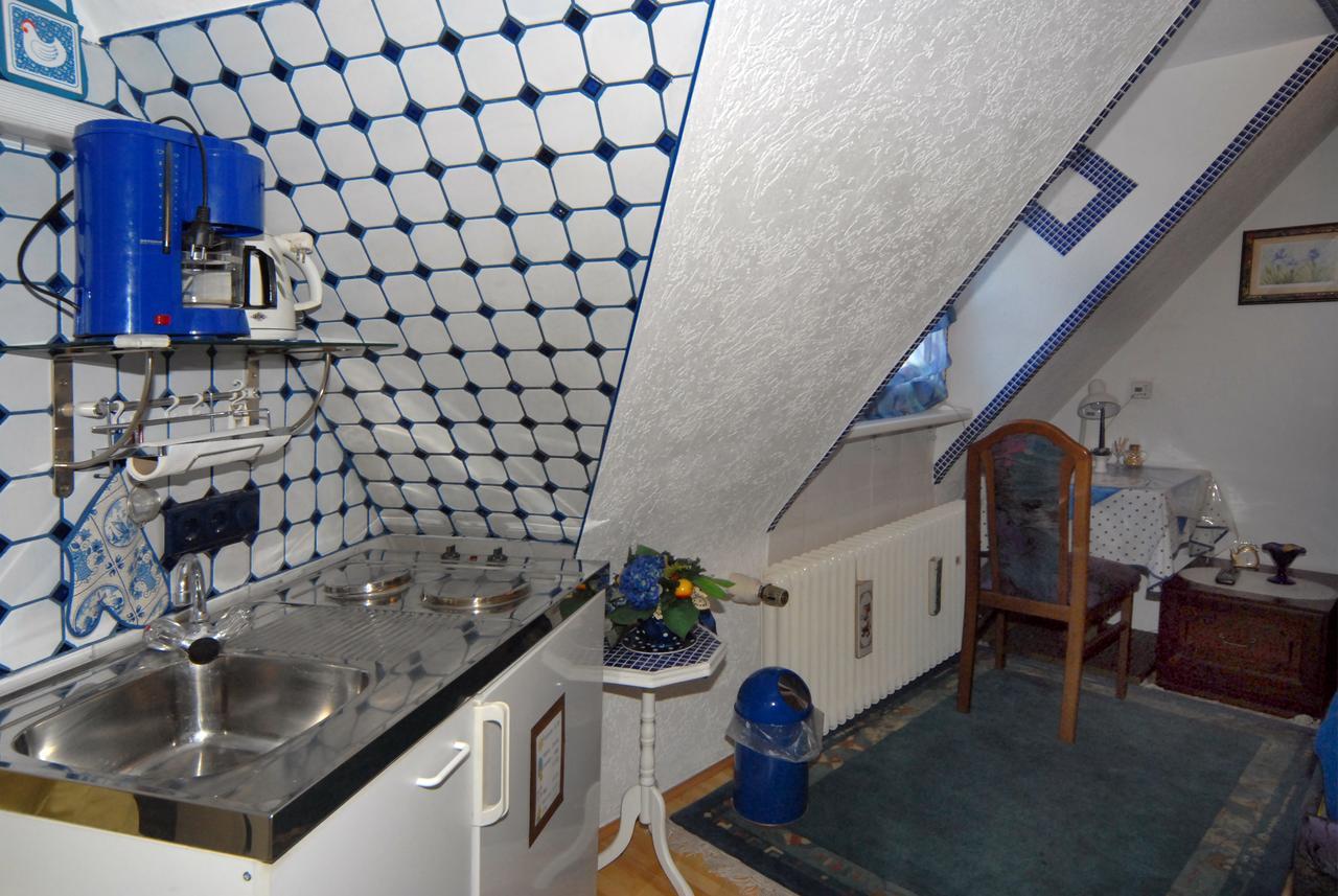 ホテル Haus Wessel ケルン エクステリア 写真